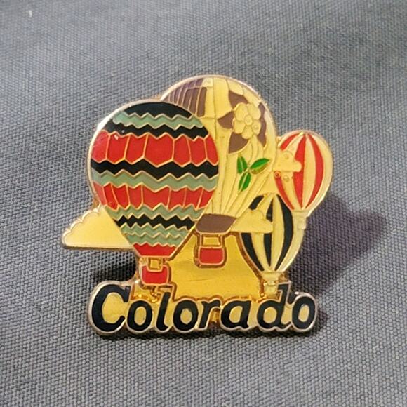 no brand Other - Vtg Colorado Hot Air Balloons Signed Lapel Pin